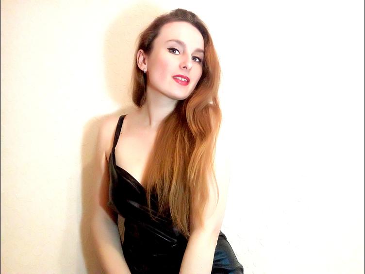 I'M STRICT MISTRESS AND I LIKE OBEDIENT SLAVES! I WOULD PUNISH YOU!